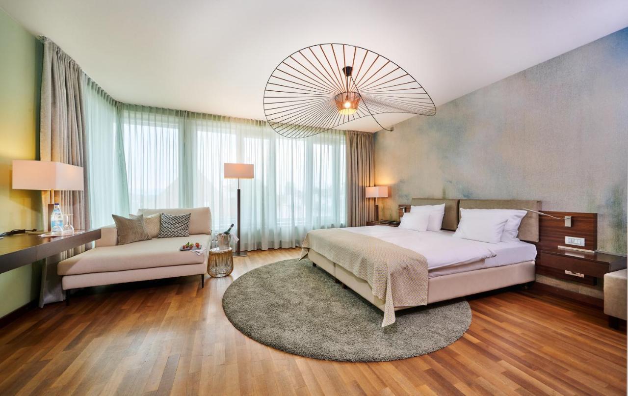 Asam Hotel 4*